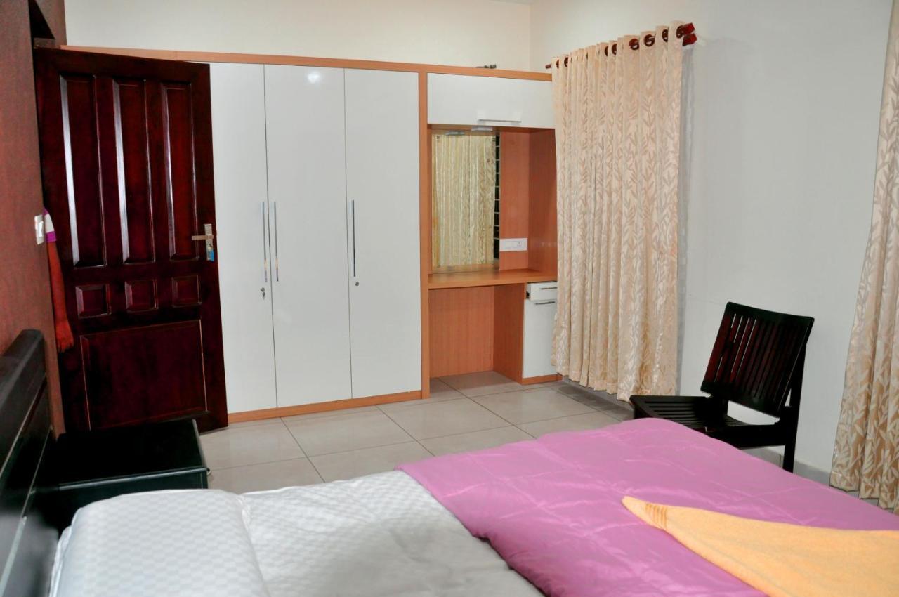 Baith Ul Kareem Apartment Kochi ภายนอก รูปภาพ